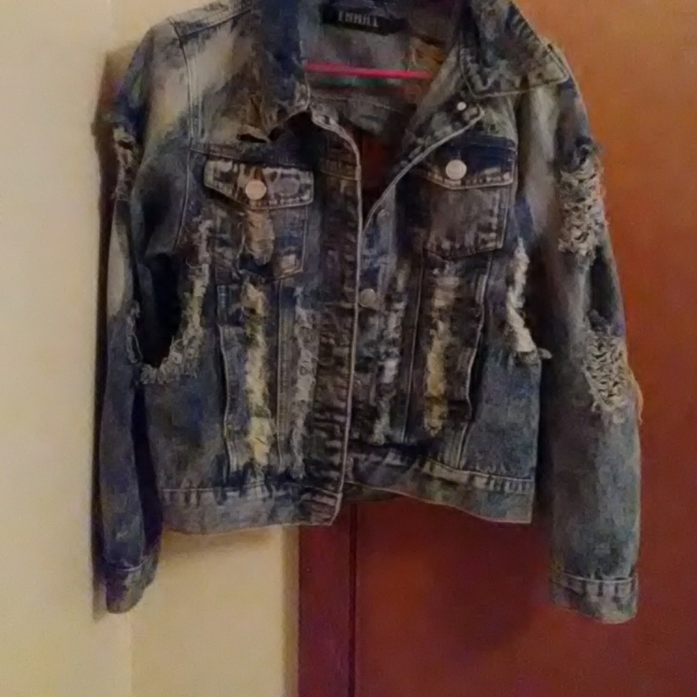 Thrill Jean washed look riped jacket